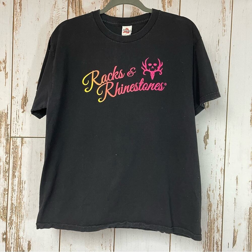 Alstyle, Real Tree Racks & Rhinestones T-Shirt. Size Large. Good used condition!